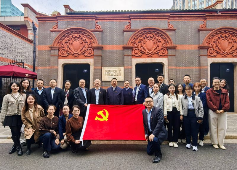 活动照片2.jpg 活动照片2.jpg